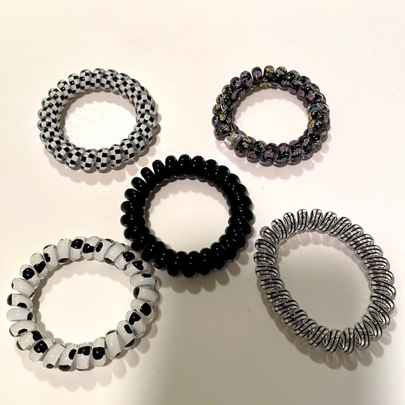 New 5 Set Telecord Black Hair Ties - Picture 2 of 7